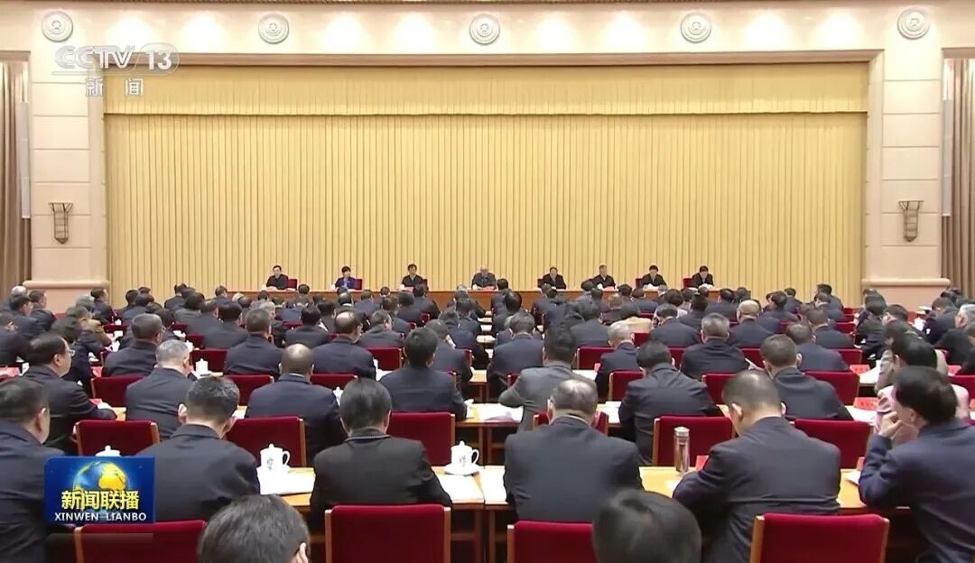 对蔡奇把“新兴领域党建” 置于社会工作首位的理解